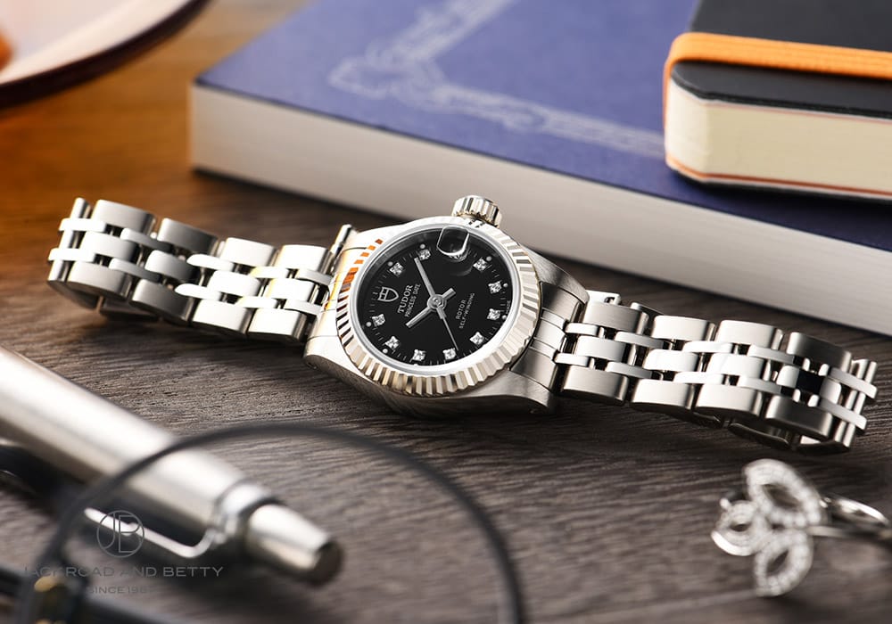 20代女性におすすめ！10万円前後で買えるレディース腕時計ブランド8選