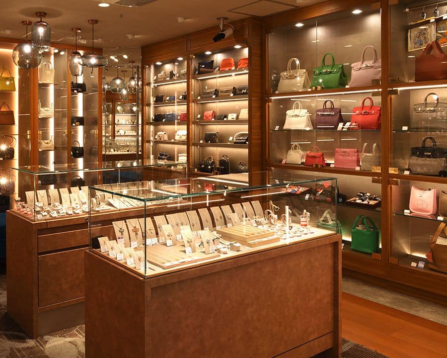 ジャックロード ジュエリー&バッグ店 店内