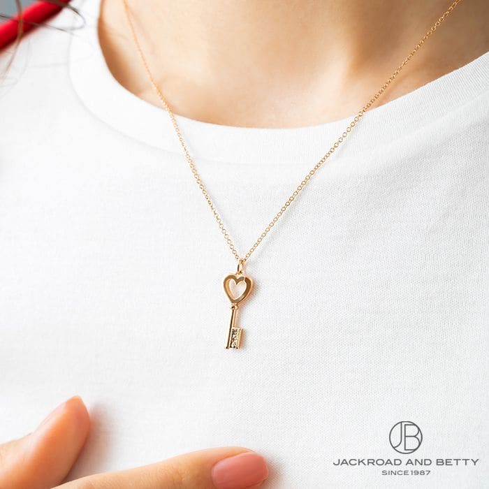 ティファニー ハート キー ペンダント