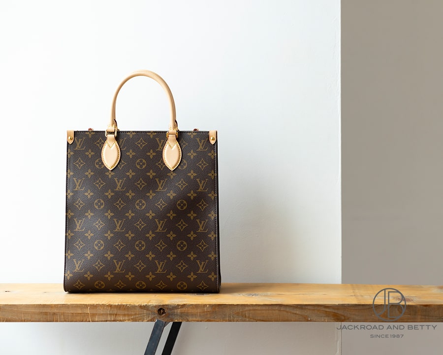 タイムレスな魅力で、幅広い層に愛され続けるルイ・ヴィトン