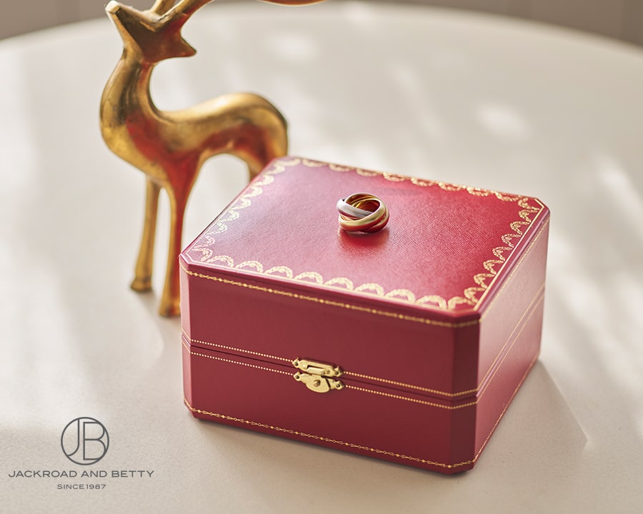 トレンドに左右されない唯一無二のアイテムを見つけて