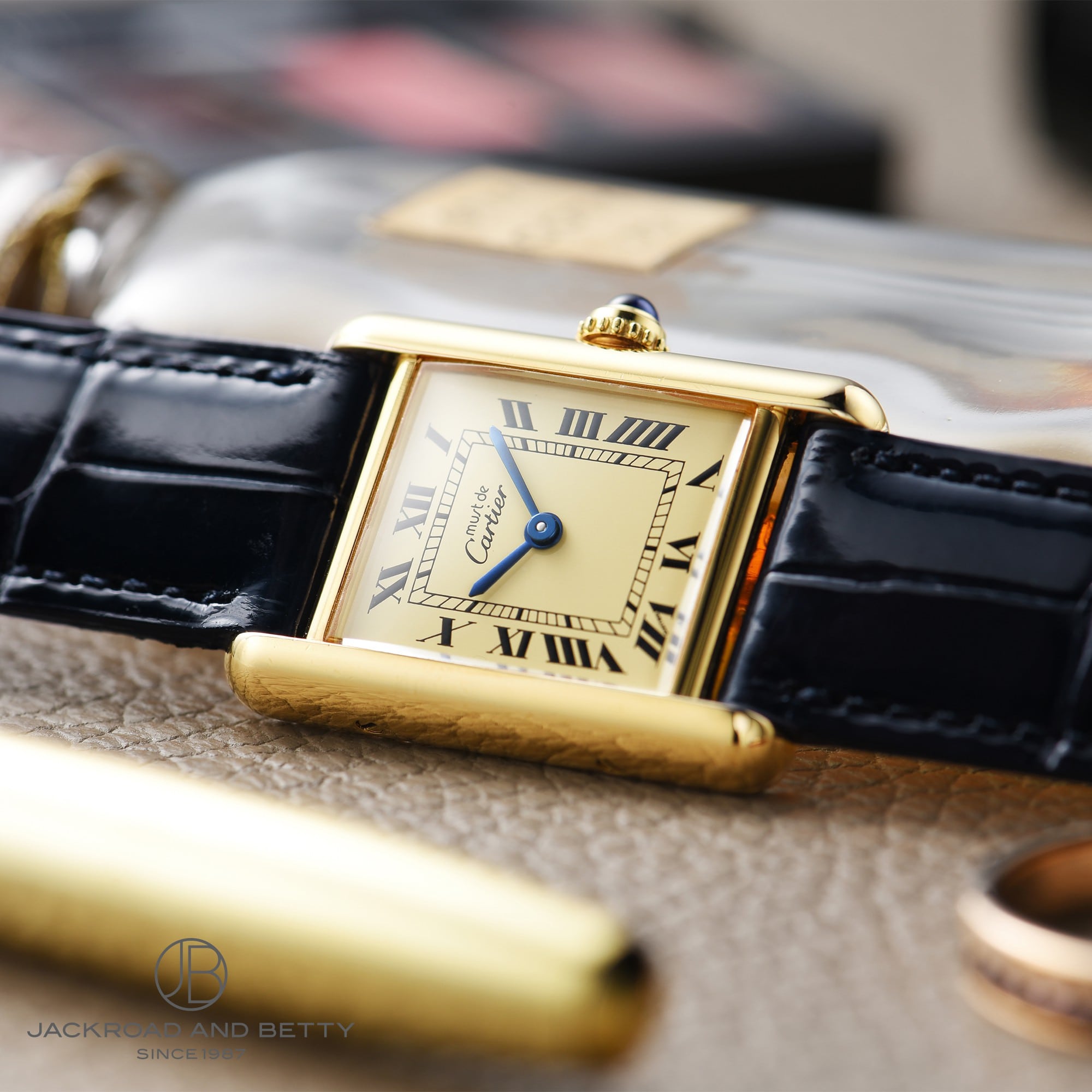 お手頃価格 マストタンク Cartier - 腕時計(デジタル) - alrc.asia