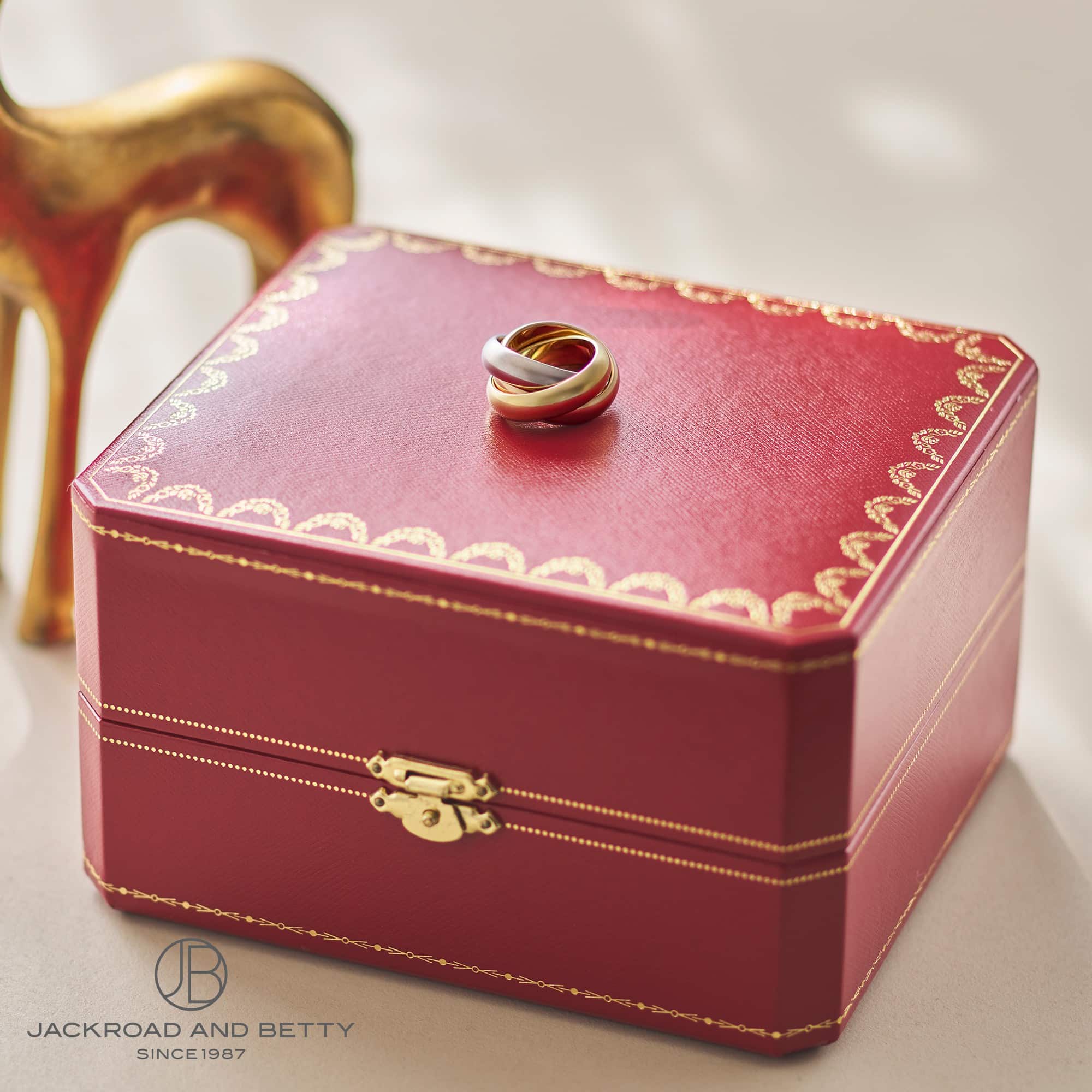 【ひろこ】Cartier トリニティリング　3連リング 箱・証明書付き ひろこ】Cartier トリニティリング 3連リング 箱・証明書付き ひろこ