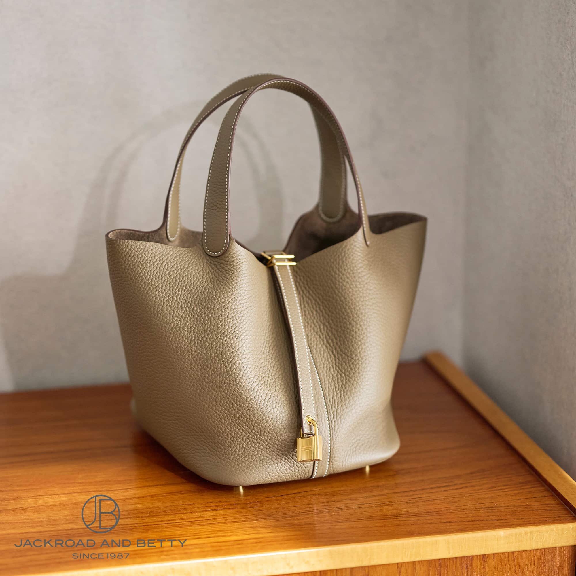 エルメス ピコタンロックMM エトゥープ