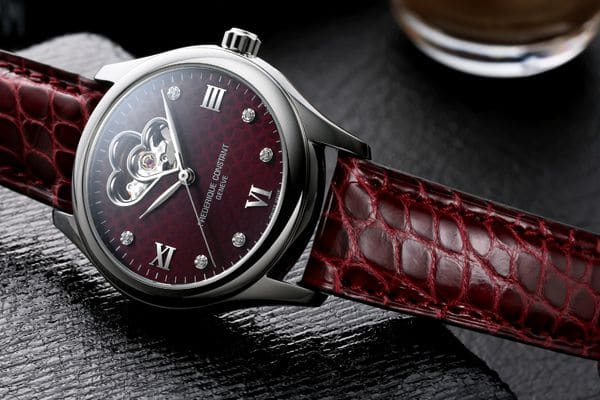 tfbNERX^g FREDERIQUE CONSTANT Vi