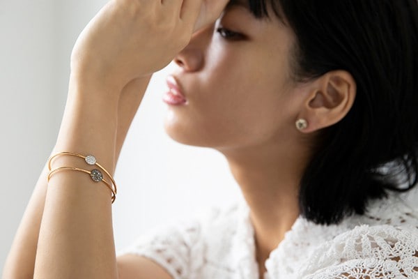 BRACELET