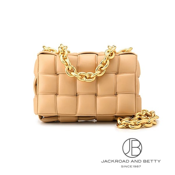 チェーン カセット ショルダーバッグ アーモンド ベージュ[631421