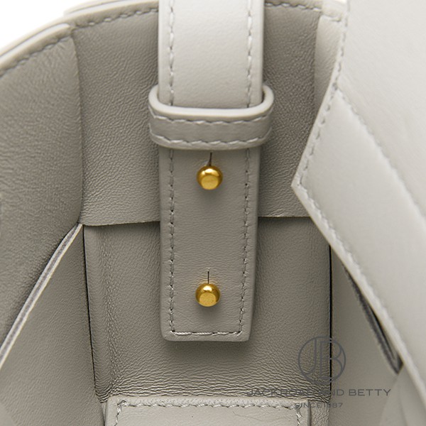 ボッテガヴェネタ　グレートートバッグ イントレチャート ハンドバッグ トートバッグ レザー グレー ボッテガ