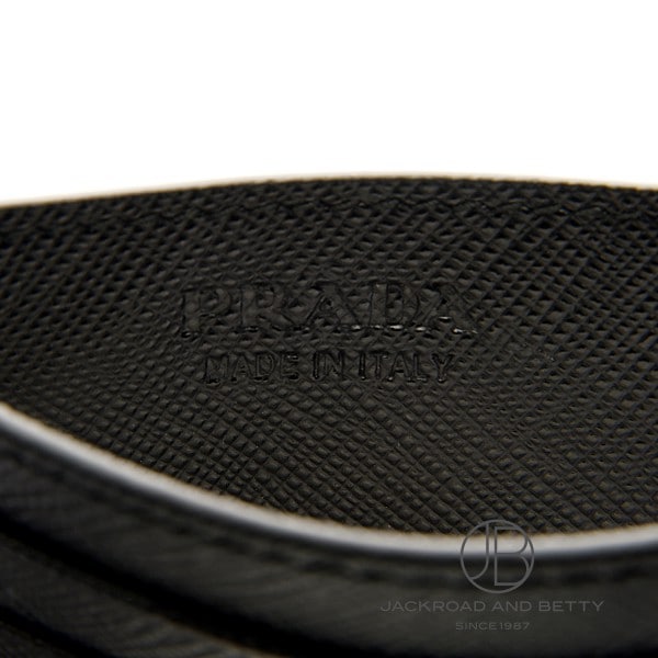 極美品●PRADA プラダ 2MC223 サフィアーノレザー 付属付き 楽天市場】PRADA プラダ カードホルダー サフィアーノレザー