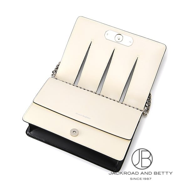 4リング スラッシュ ショルダーバッグ ブラック 黒[732794DYTCC1090