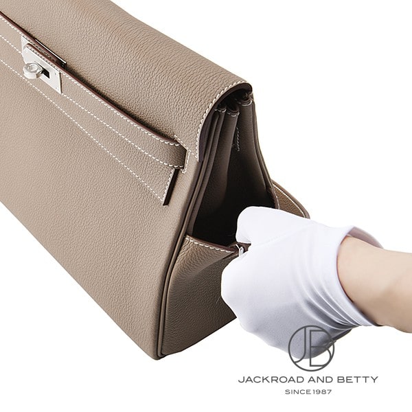 ケリー メッセンジャー GM 32エトゥープ ベージュ[H084683CK18] Kelly