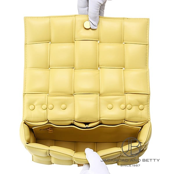 ボッテガ、ヴェネスタ BOTTEGA VENETA - ボッテガヴェネタ マキシイントレ カセット