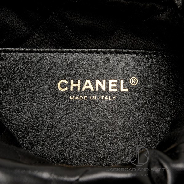 CHANEL 22 ミニ ハンドバック ブラック 黒[AS3980 B17401 94305 CHANEL 22 ミニ ハンドバック ブラック 黒[AS3980 B17401 94305