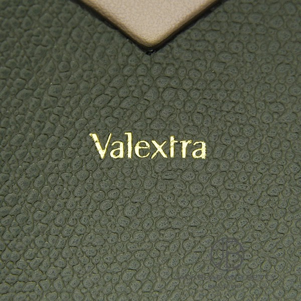 【SALE】VALEXTRA ハンドバッグ トート ミリタリーグリーン VALEXTRA | ハンドバッグ ミリタリーグリーン レディース | YOOX