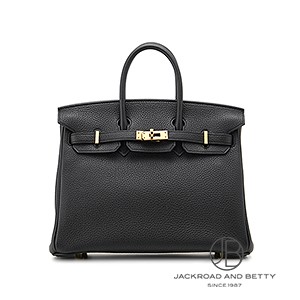 【お洒落で収納力◎♪】HERMES バッグ エルメスの名品バッグ、オシャレのプロはこう合わせる