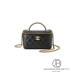 25B 新作【大人な限定ロゴが素敵】CHANEL マトラッセ バニティー シャネル マトラッセ バニティバッグ｜中古ブランド品・ブランド