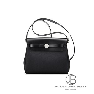 エルメス エールバッグ Herbag31 防水 ノワール×ゴールド エルメス エールバッグ Herbag 31 防水加工 ノワール (HERMES